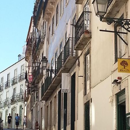 Cozy 1st Floor Flat Central Chiado District With Balconies&AC 19th Century building Lizbona Zewnętrze zdjęcie