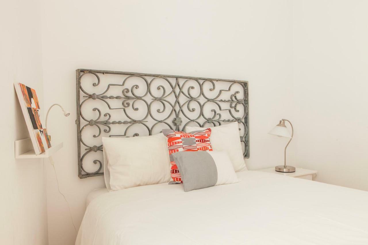 Cozy 1st Floor Flat Central Chiado District With Balconies&AC 19th Century building Lizbona Zewnętrze zdjęcie