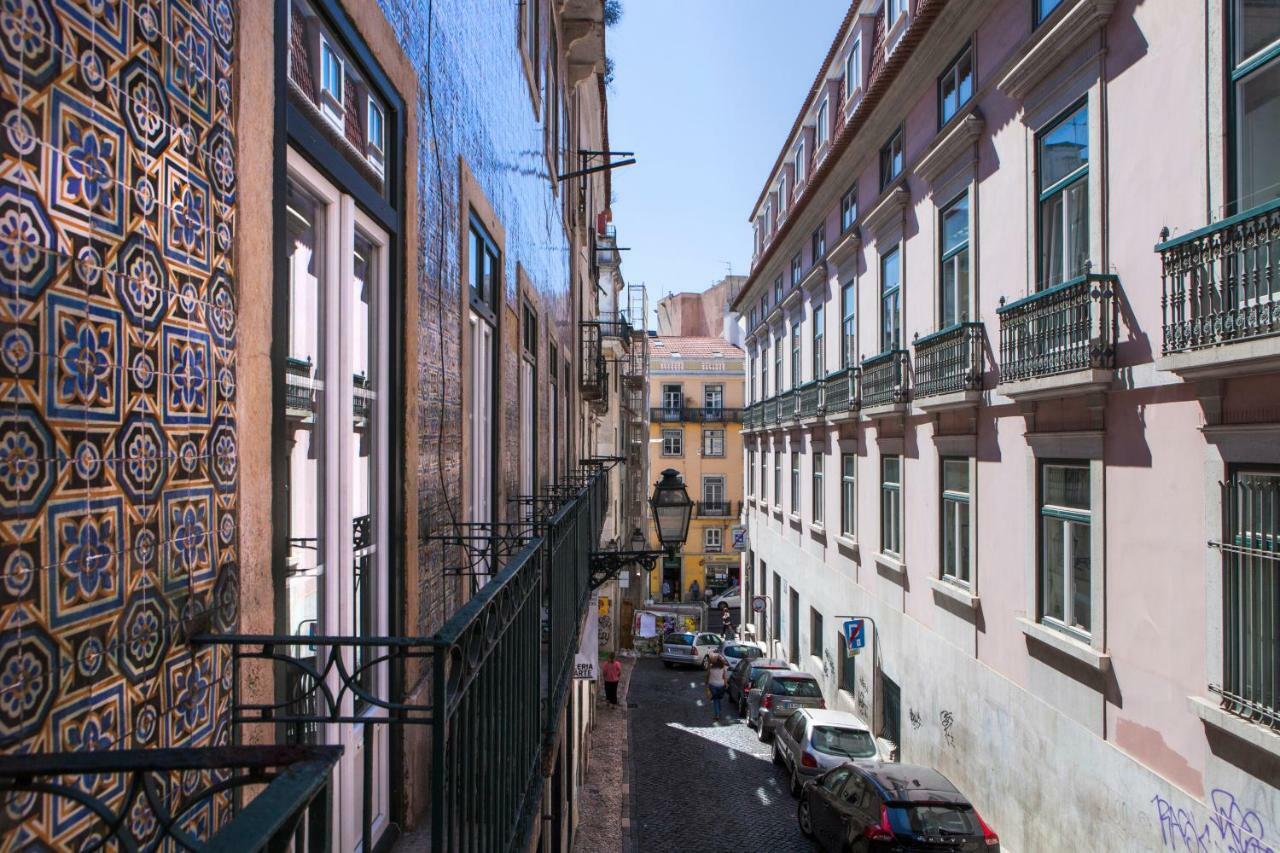 Cozy 1st Floor Flat Central Chiado District With Balconies&AC 19th Century building Lizbona Zewnętrze zdjęcie