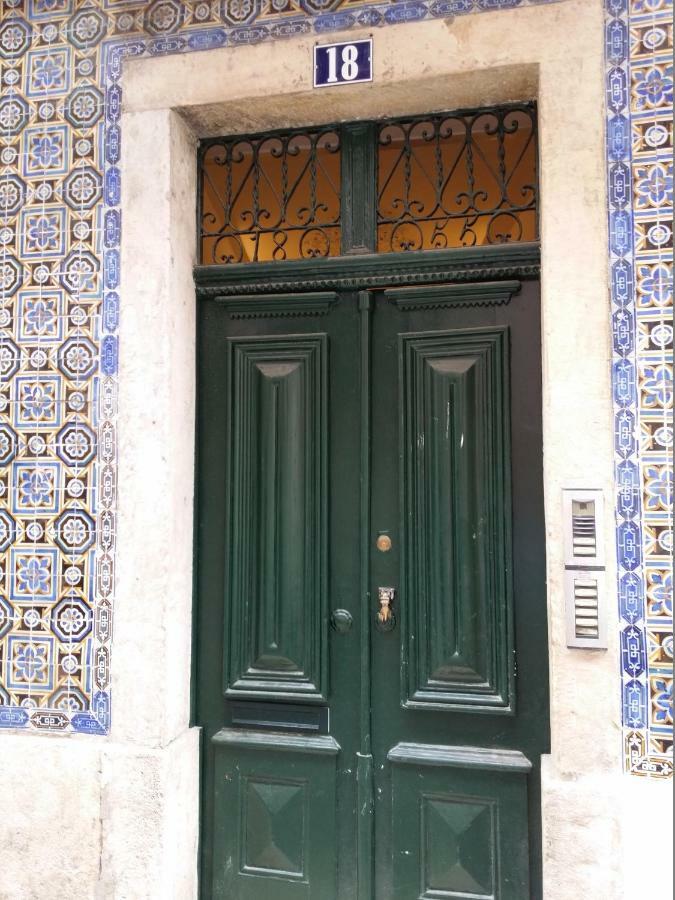 Cozy 1st Floor Flat Central Chiado District With Balconies&AC 19th Century building Lizbona Zewnętrze zdjęcie