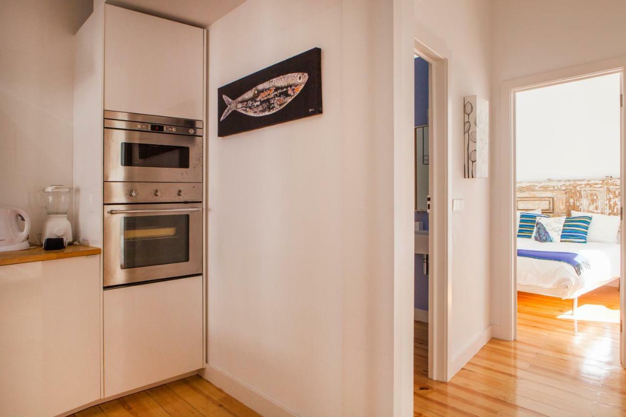 Cozy 1st Floor Flat Central Chiado District With Balconies&AC 19th Century building Lizbona Zewnętrze zdjęcie