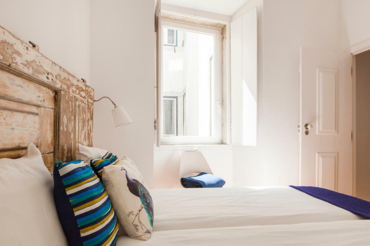 Cozy 1st Floor Flat Central Chiado District With Balconies&AC 19th Century building Lizbona Zewnętrze zdjęcie